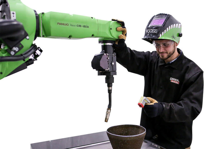 FANUC Introduces Collaborative Arc Welding Robot at FABTECH 2019